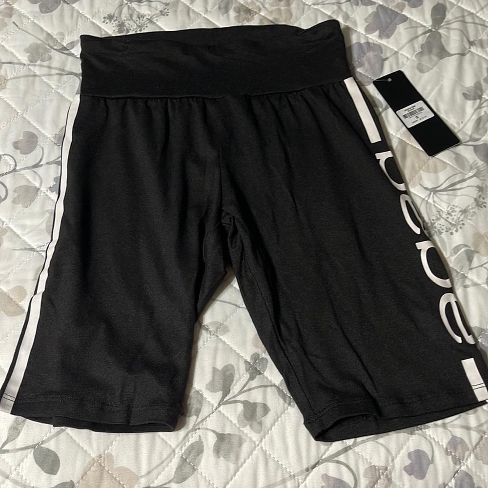 NWT Bebe shorts S